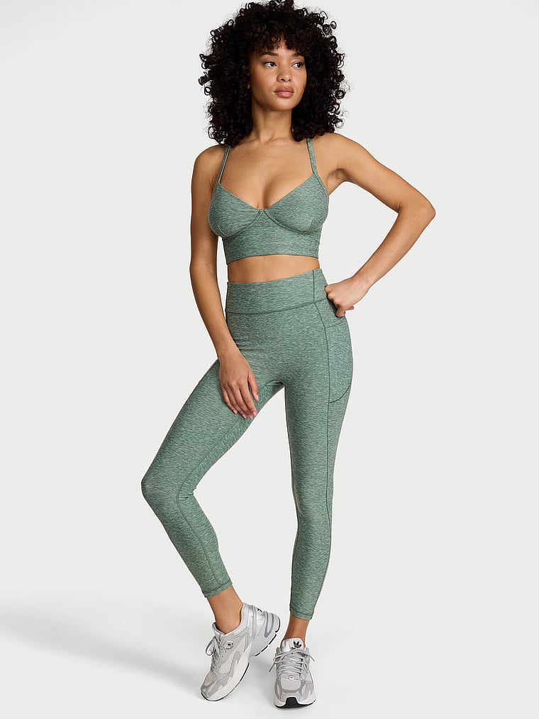 New Essential Pocket Legging