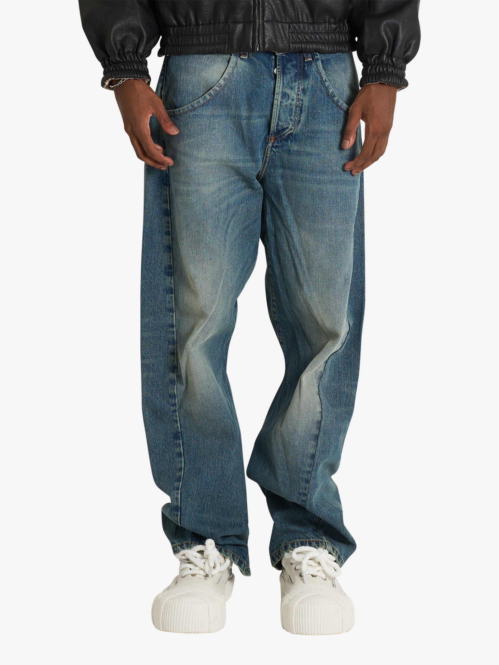 Men's Floor-Length Jeans