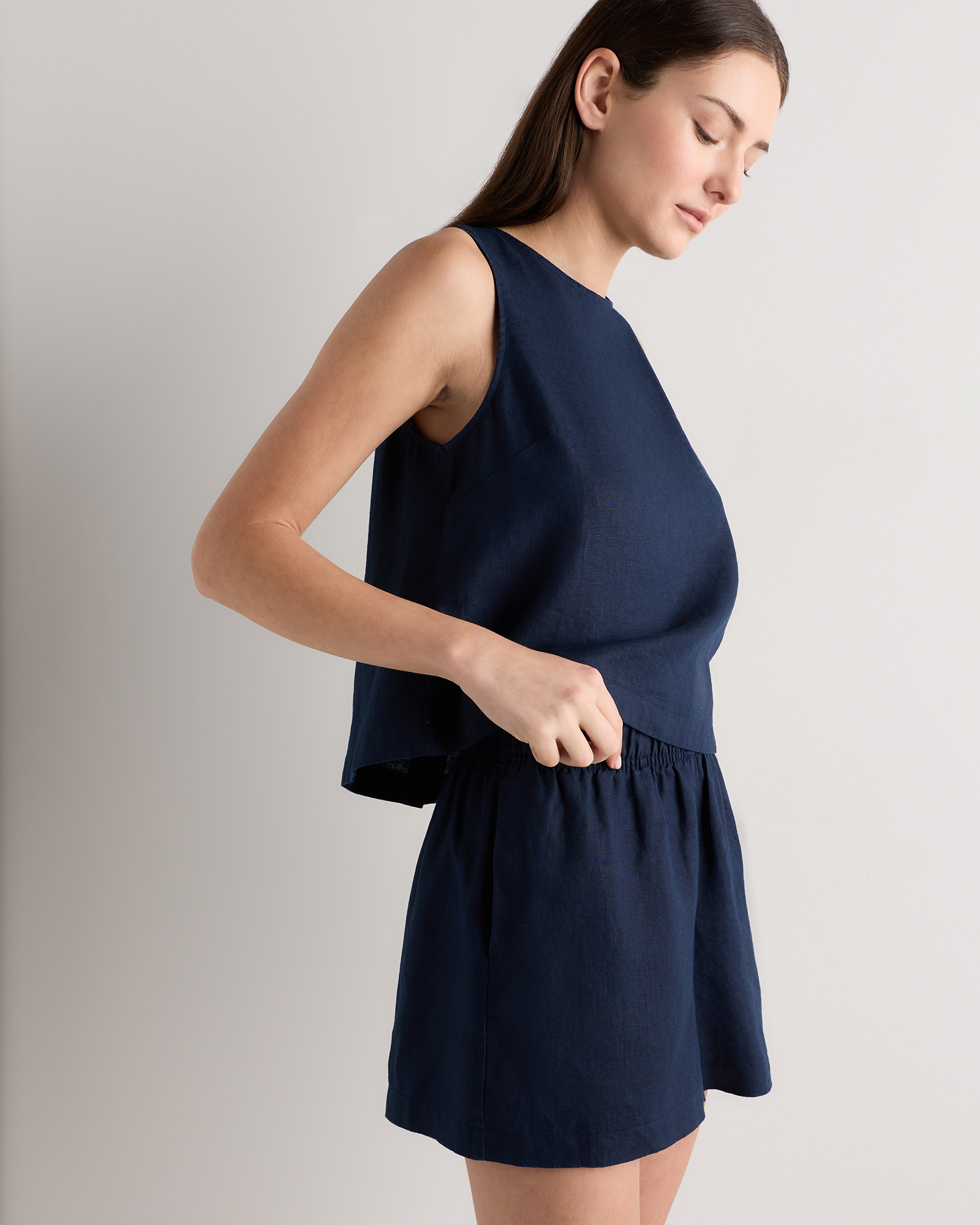 100% European Linen Cropped Tank — Image 32
