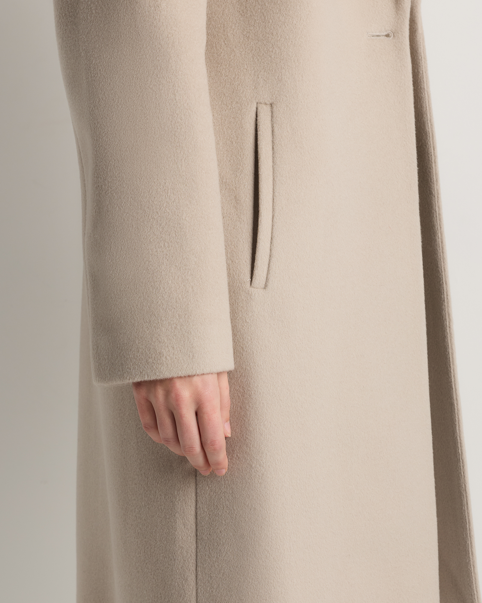 Wool Cashmere Classic Single-Breasted Coat — Image 21