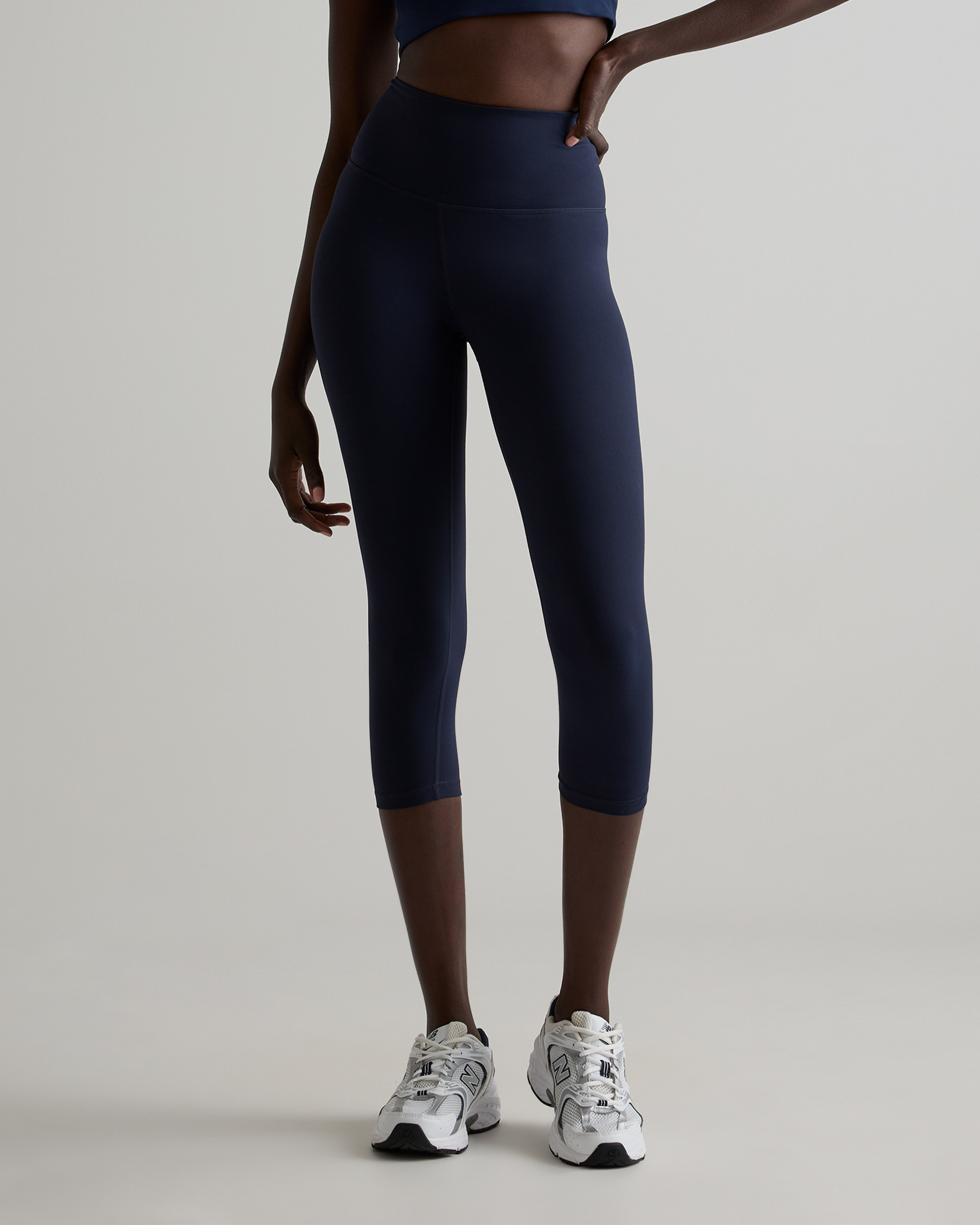 Ultra-Form High-Rise Capri — Image 15