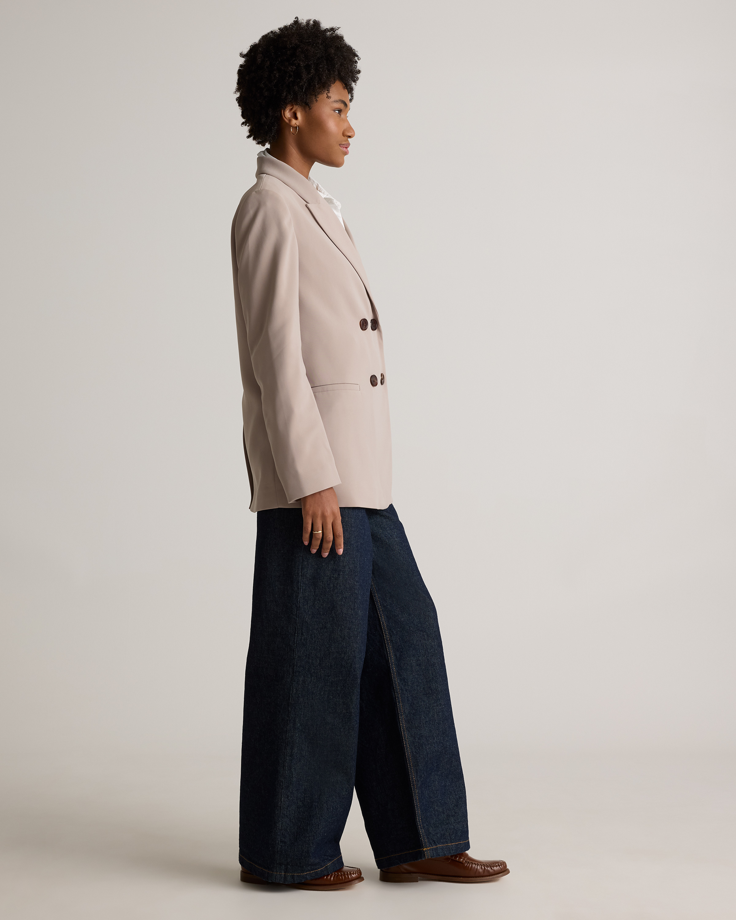 Stretch Crepe Relaxed Double-Breasted Blazer — Image 20
