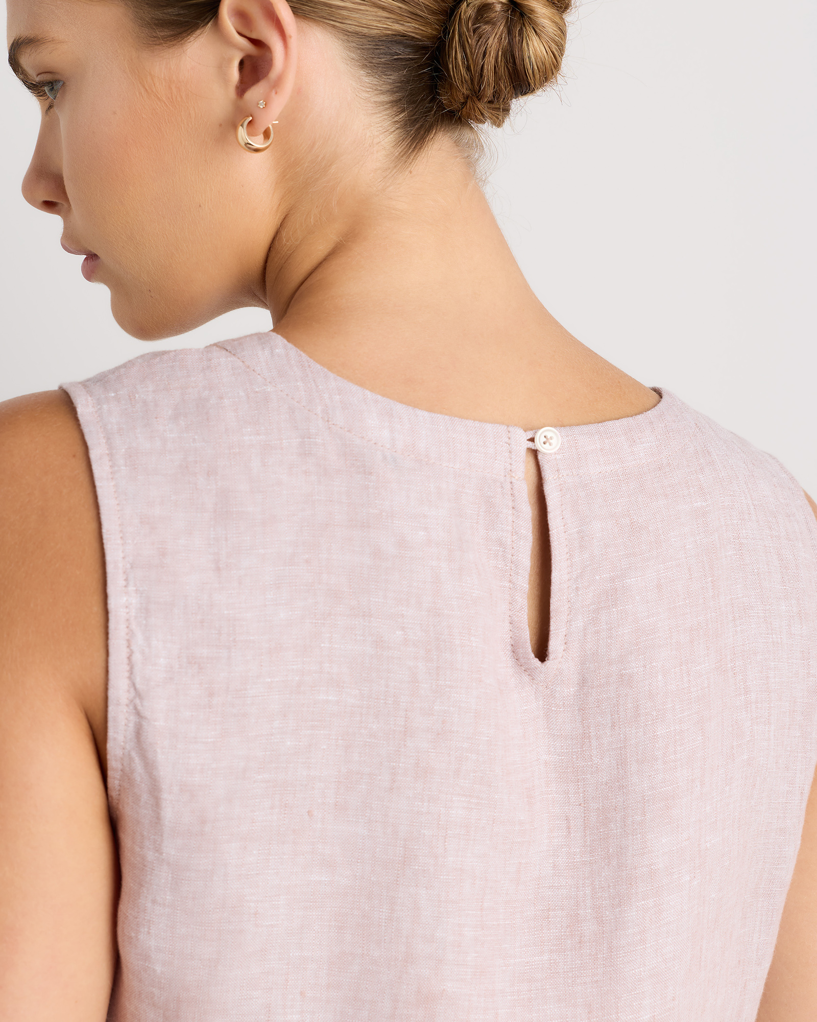 100% European Linen Tank — Image 35