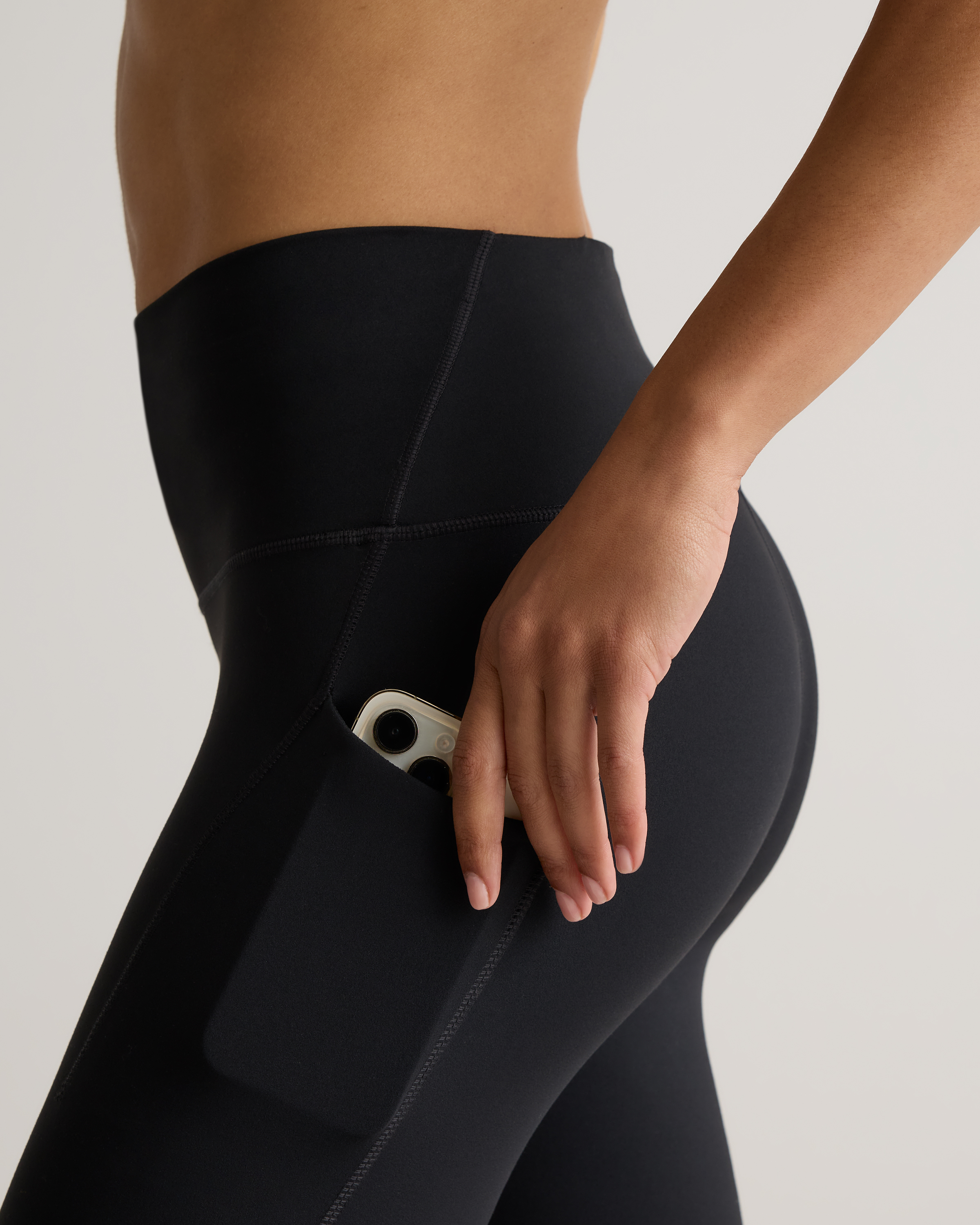 Power-Up High-Rise Training Pocket Legging — Image 8