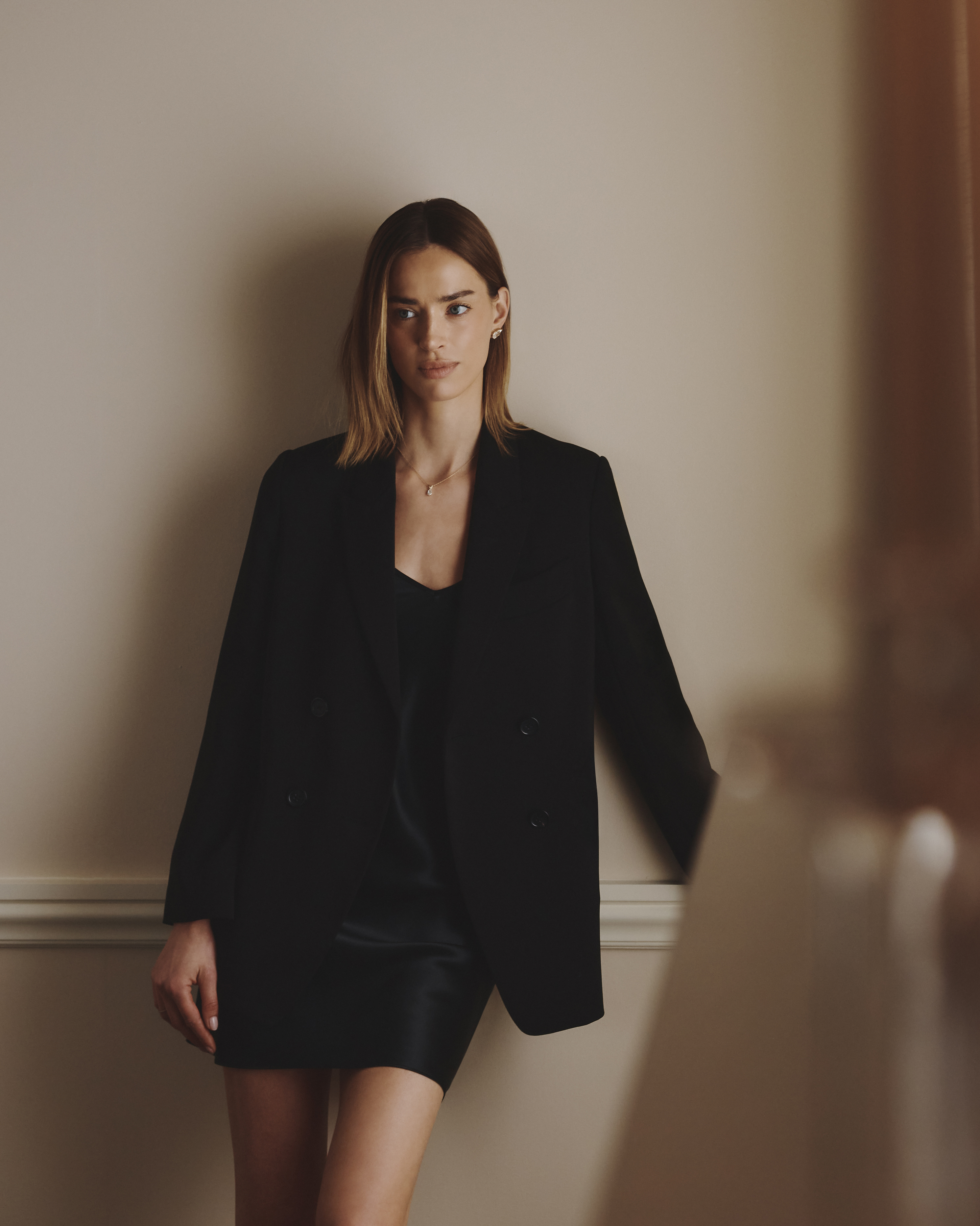 Stretch Crepe Relaxed Double-Breasted Blazer — Image 4
