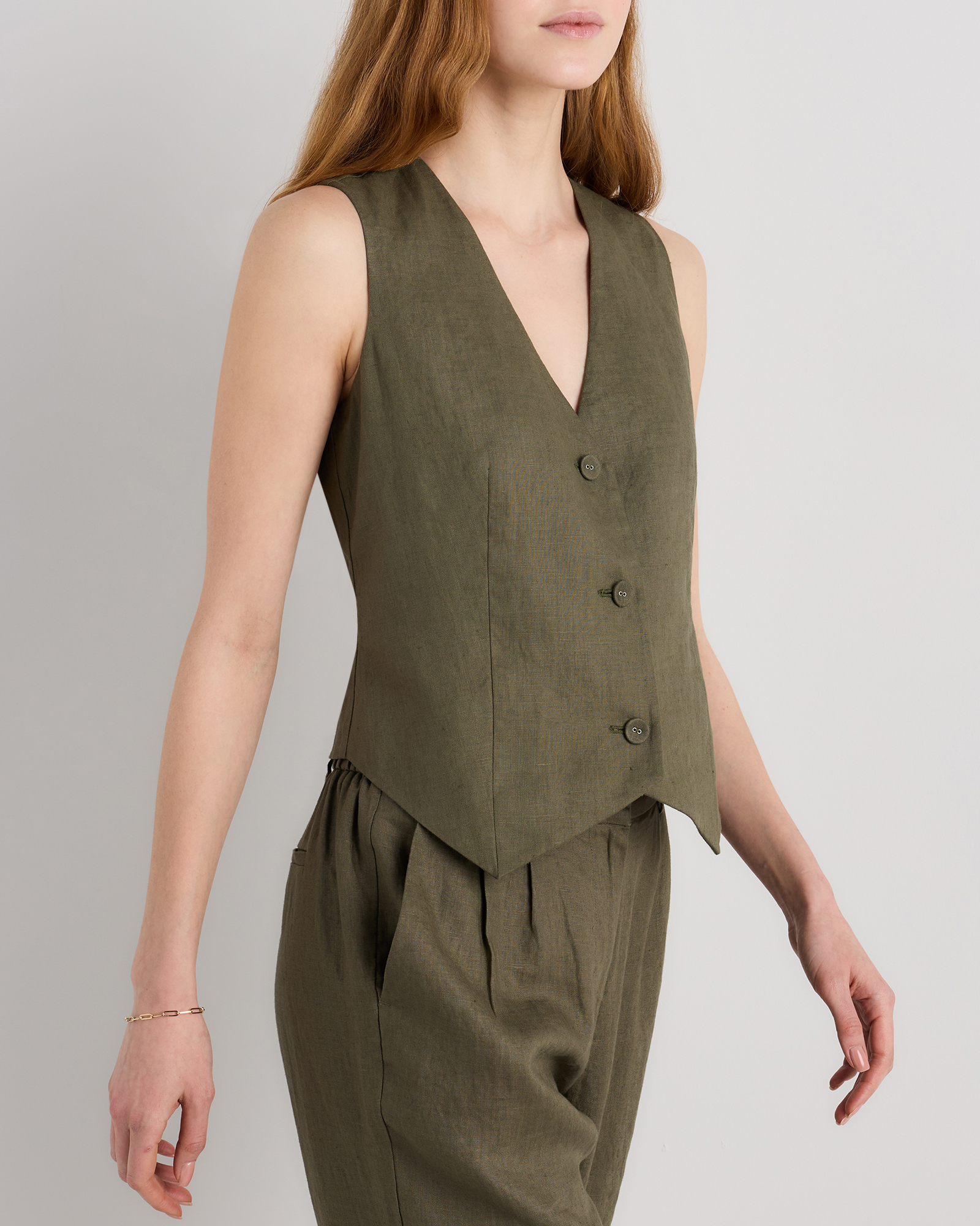 100% European Linen Vest — Image 16