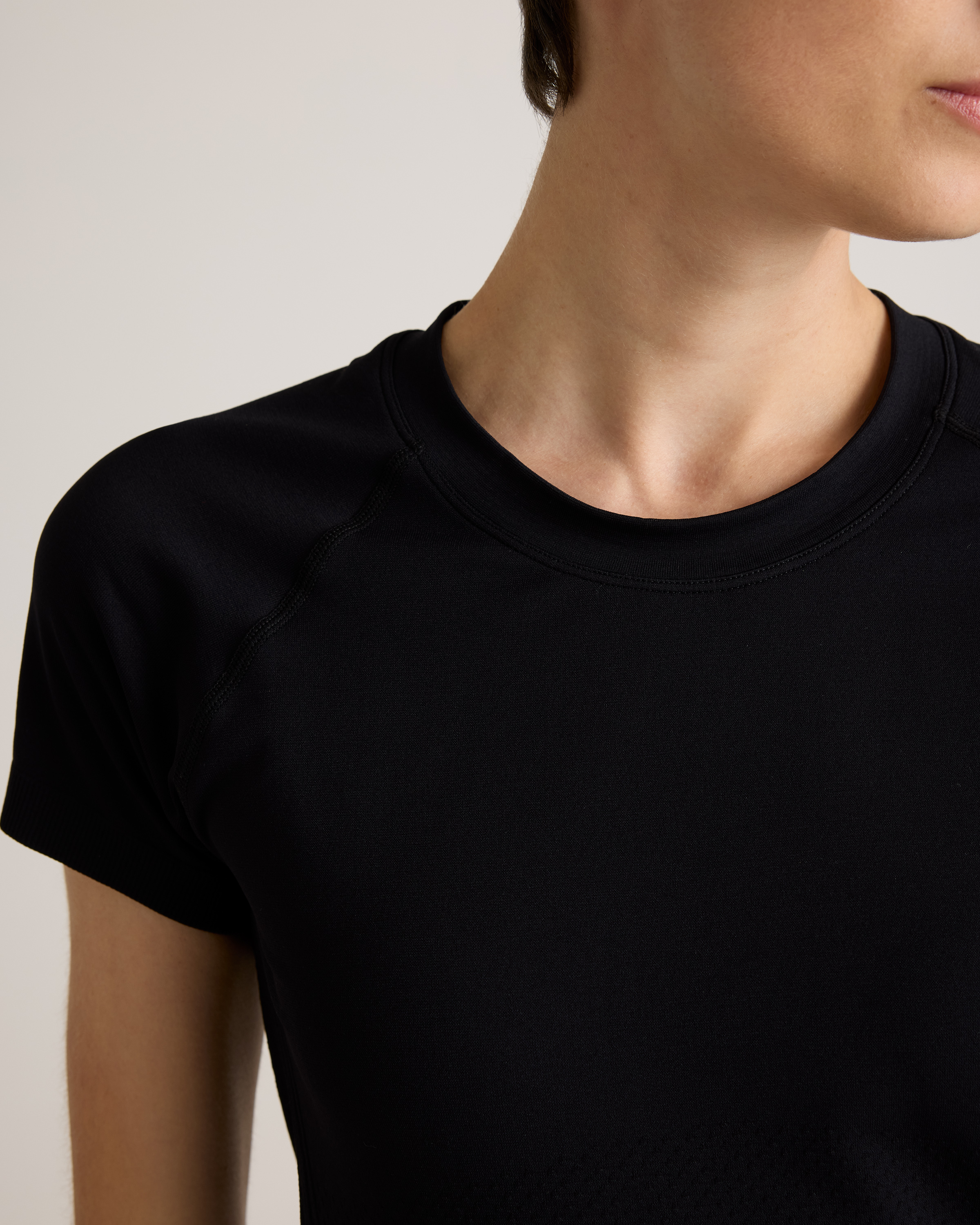 Seamless Waist-Length Tee — Image 4