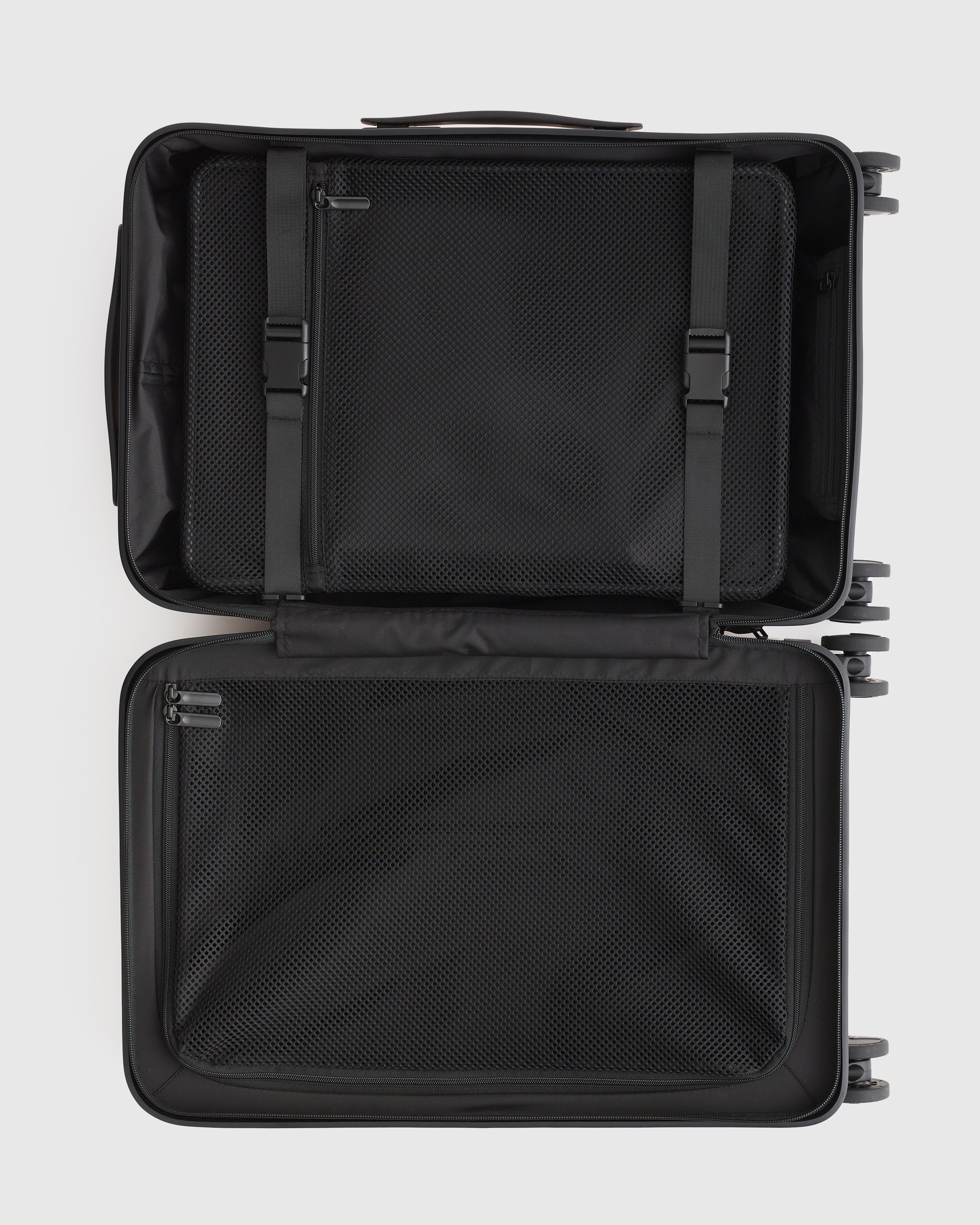 Carry-On & Medium Check-In Suitcase Set — Image 4