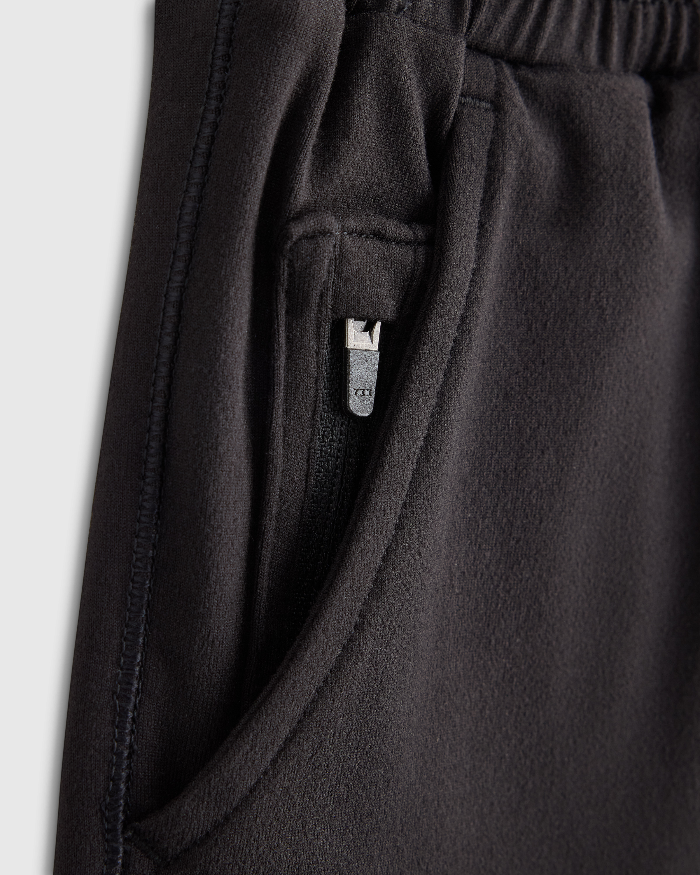 Flowknit Performance Short — Image 9