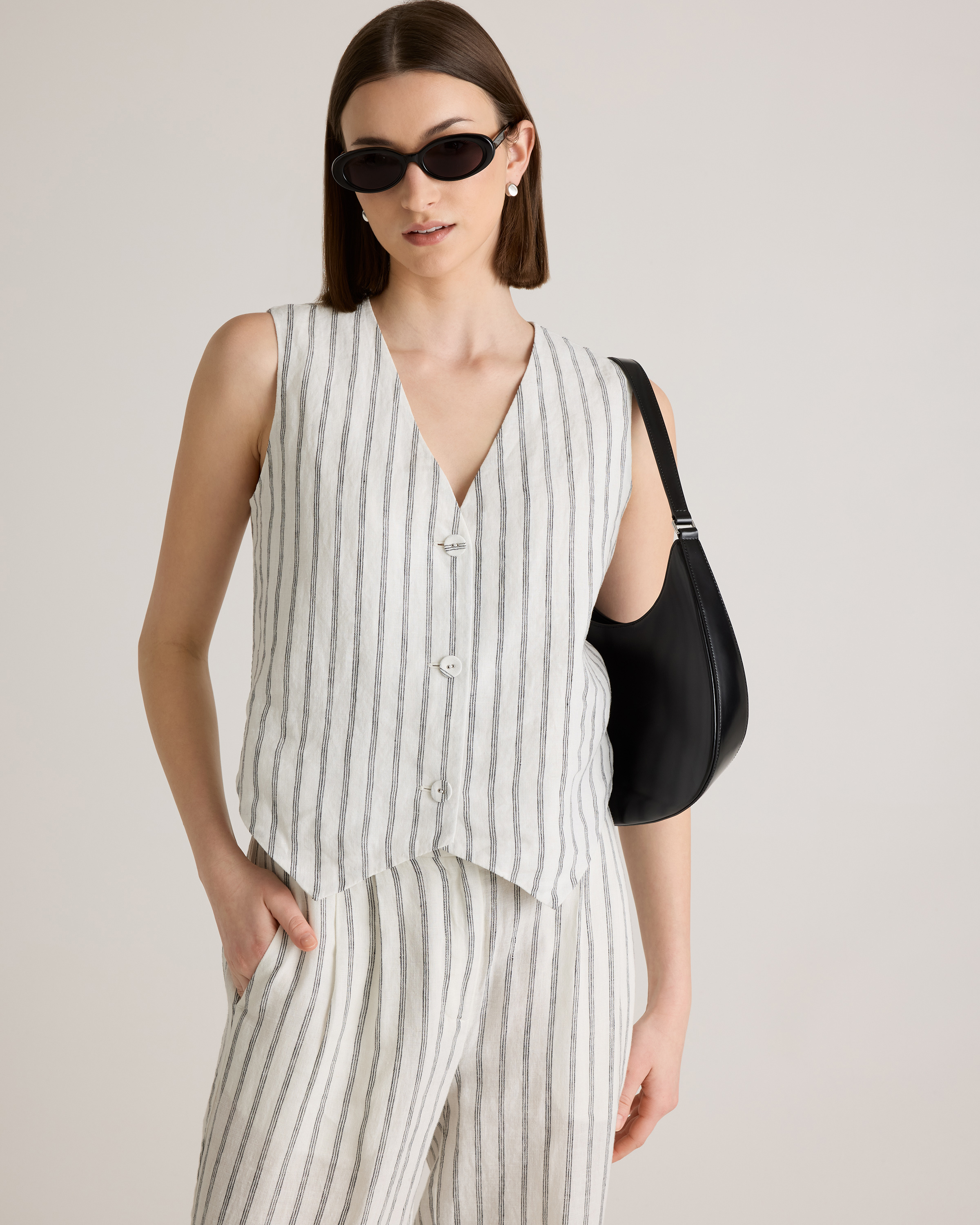 100% European Linen Vest — Image 4