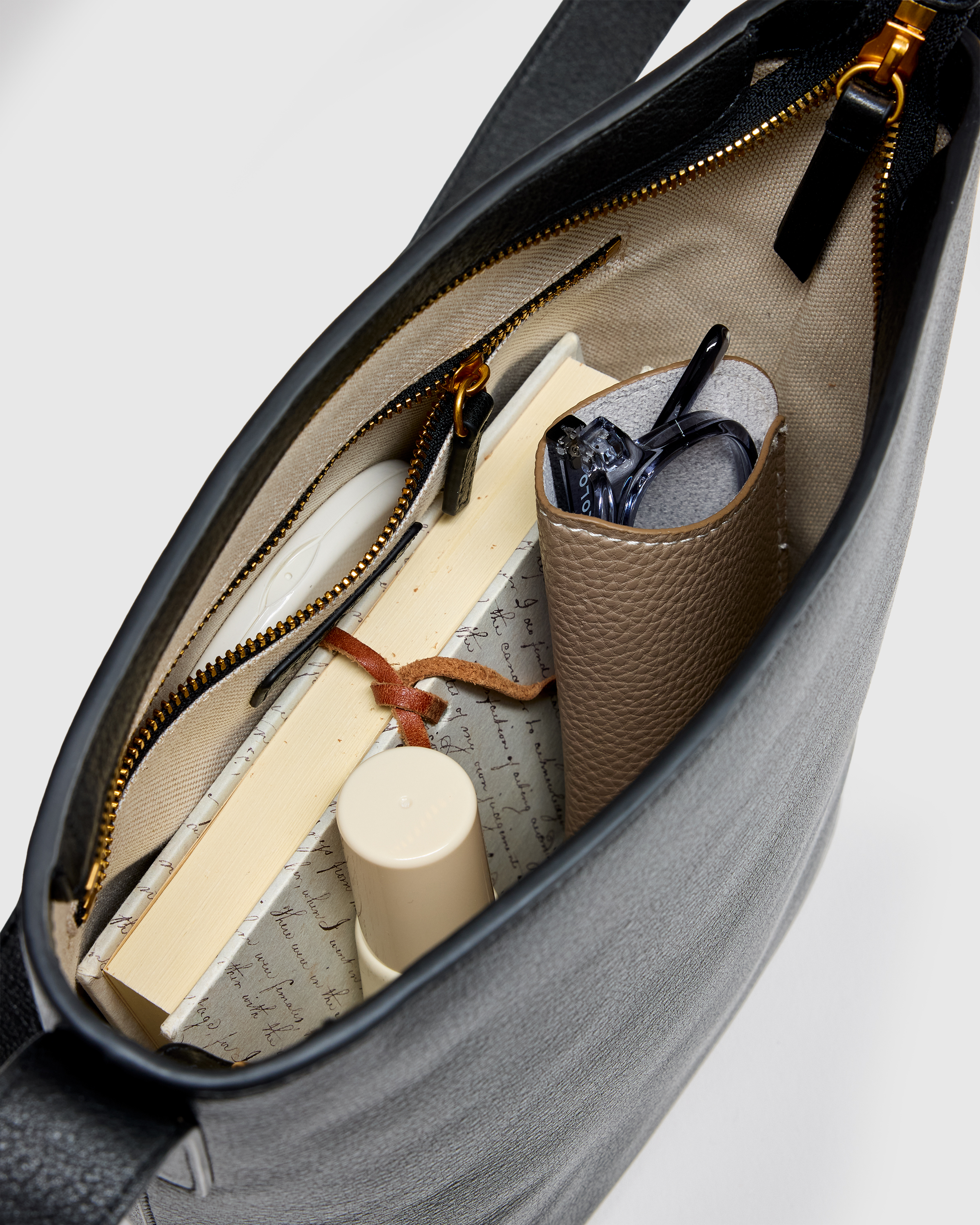 Italian Leather Bucket Crossbody — Image 3