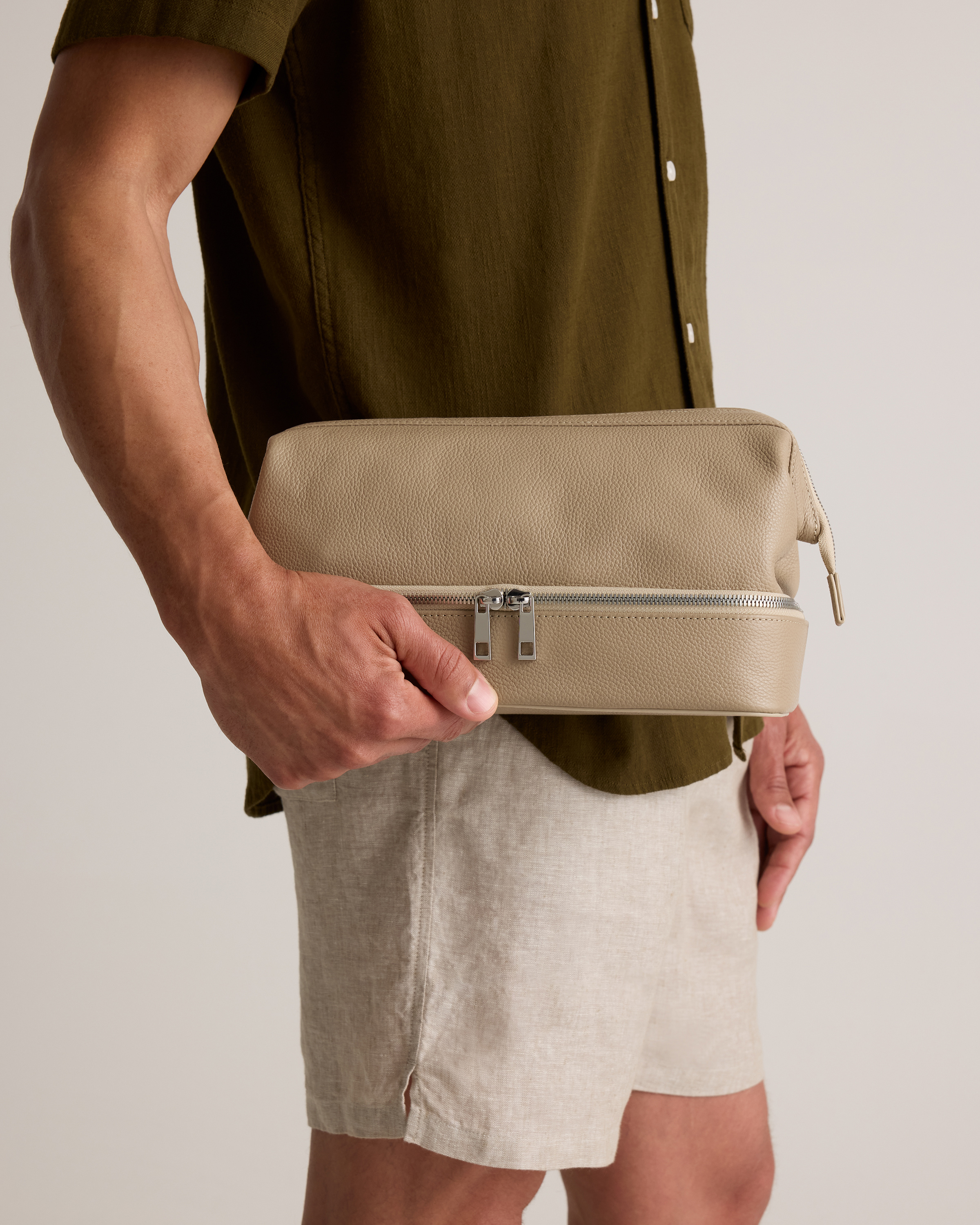 Italian Leather Dual Compartment Toiletry Bag — Image 7