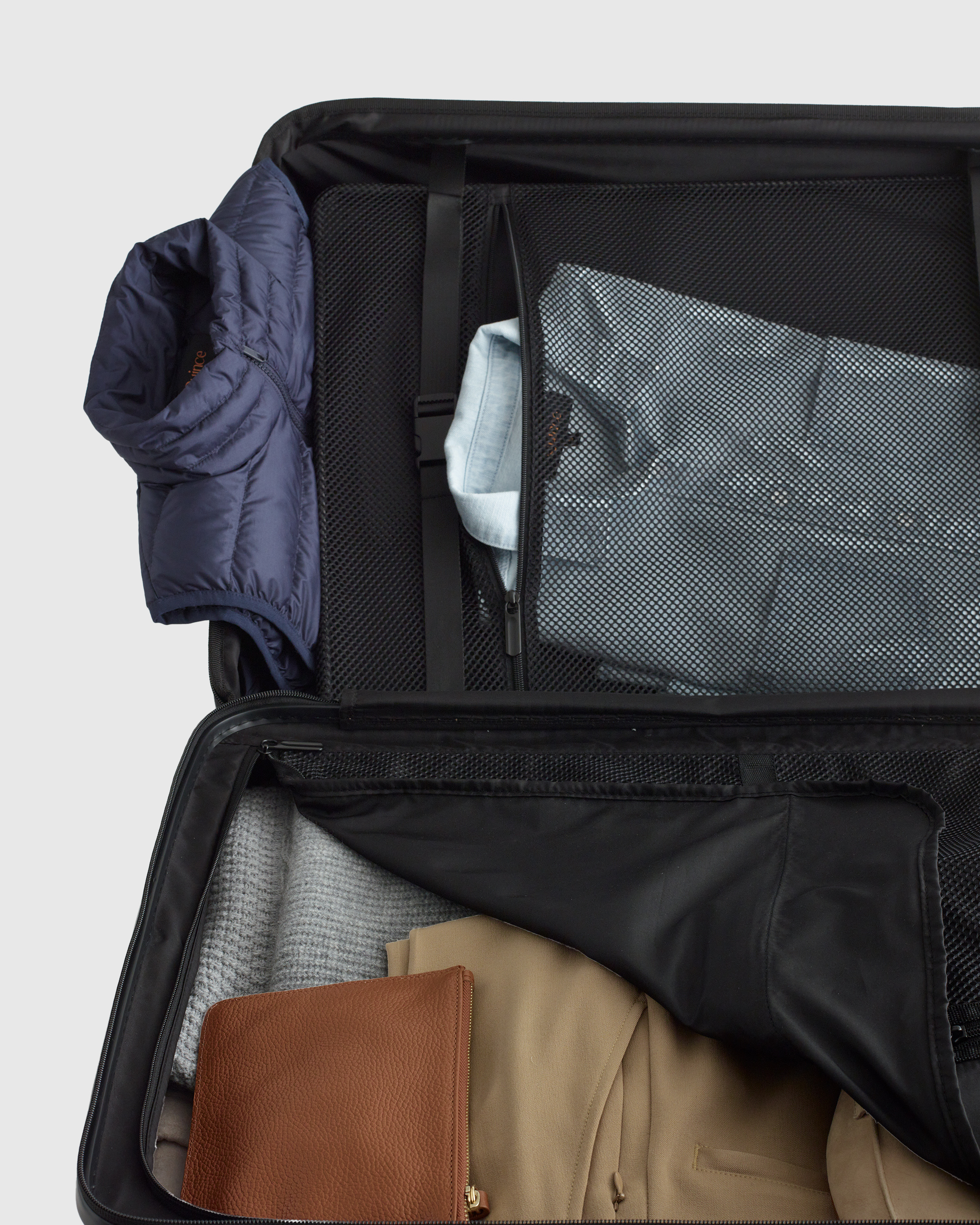 Expandable Large Check-In Suitcase — Image 4