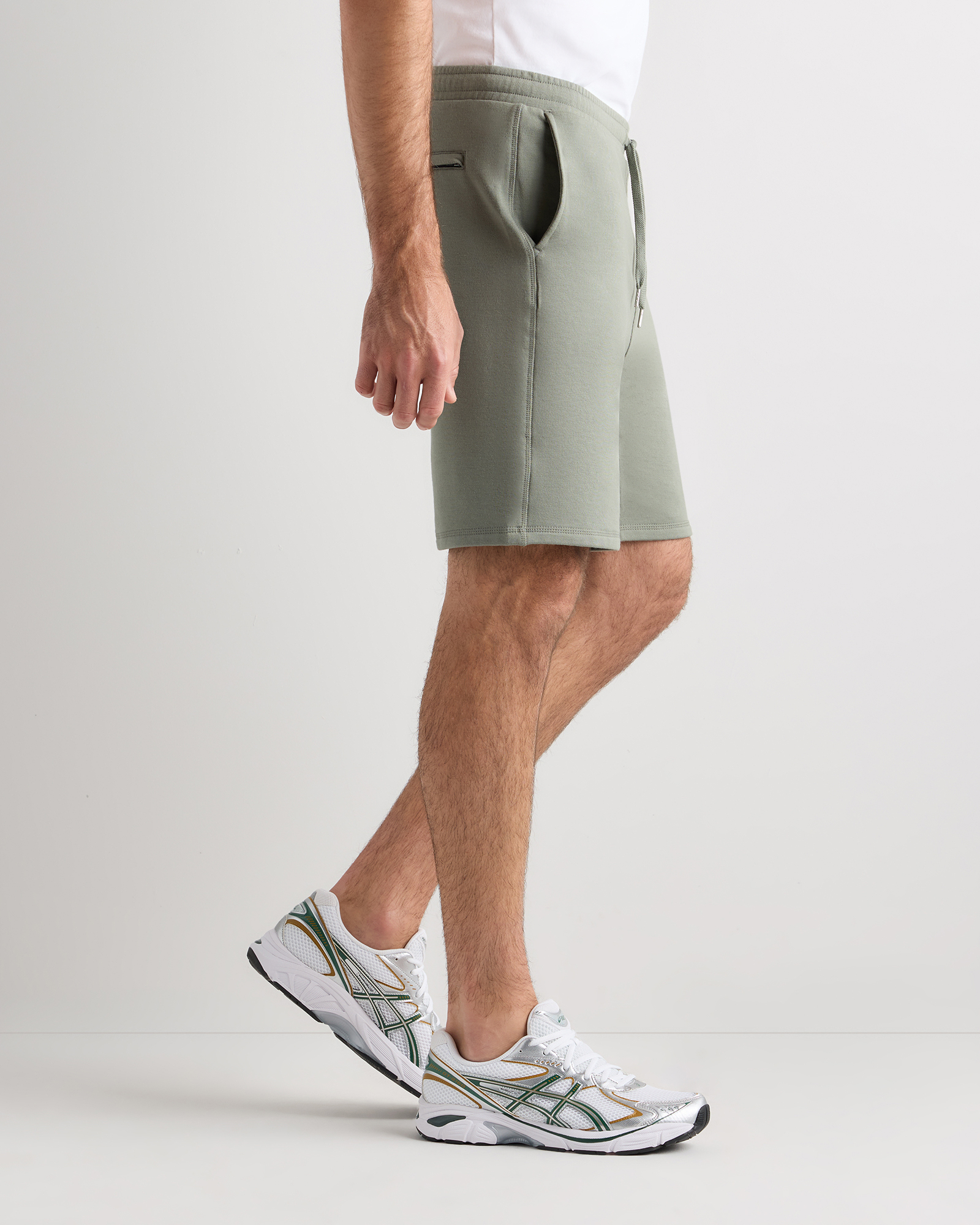 Supersoft Fleece 7.5" Sweatshorts — Image 9