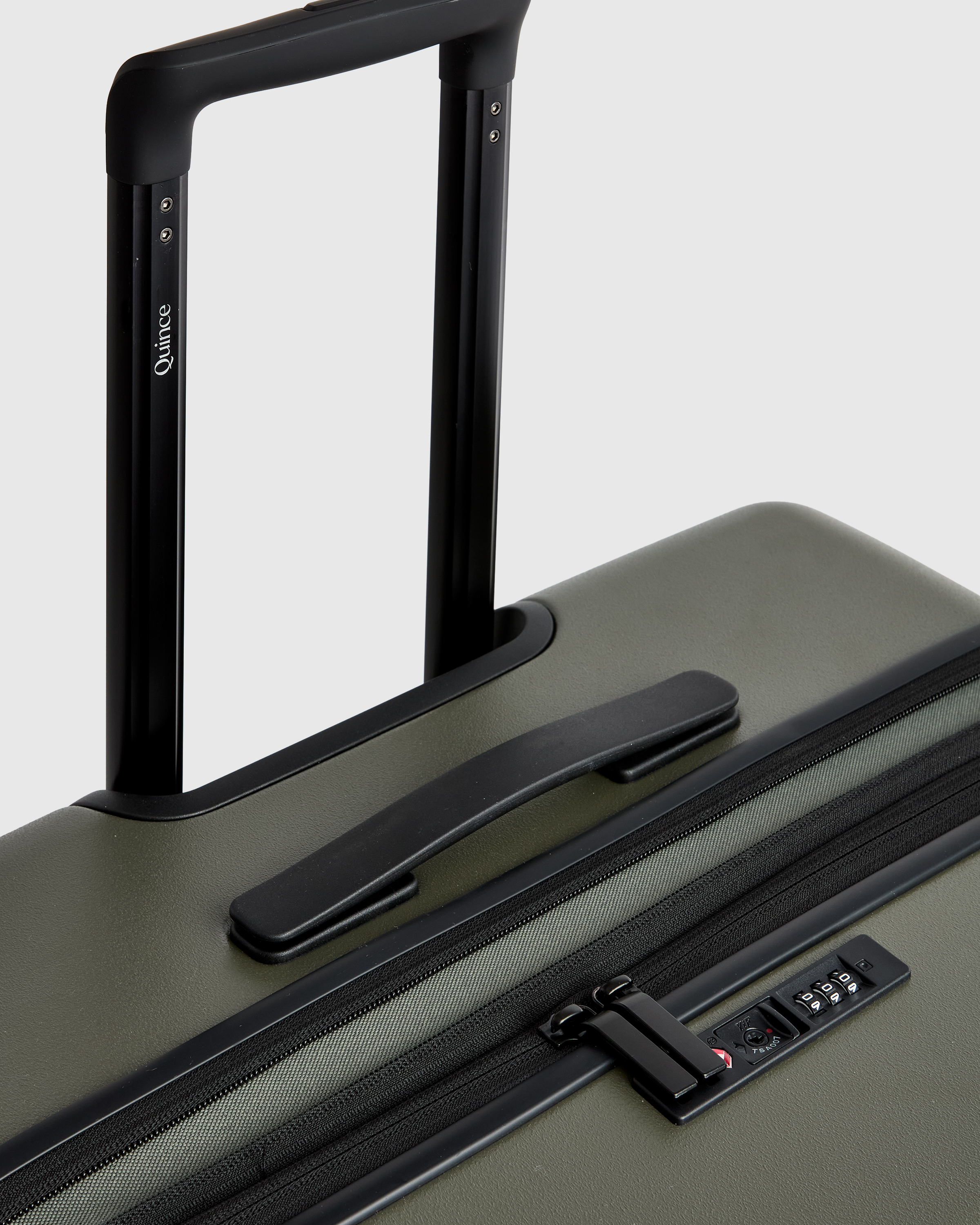 Expandable Large Check-In Suitcase — Image 17