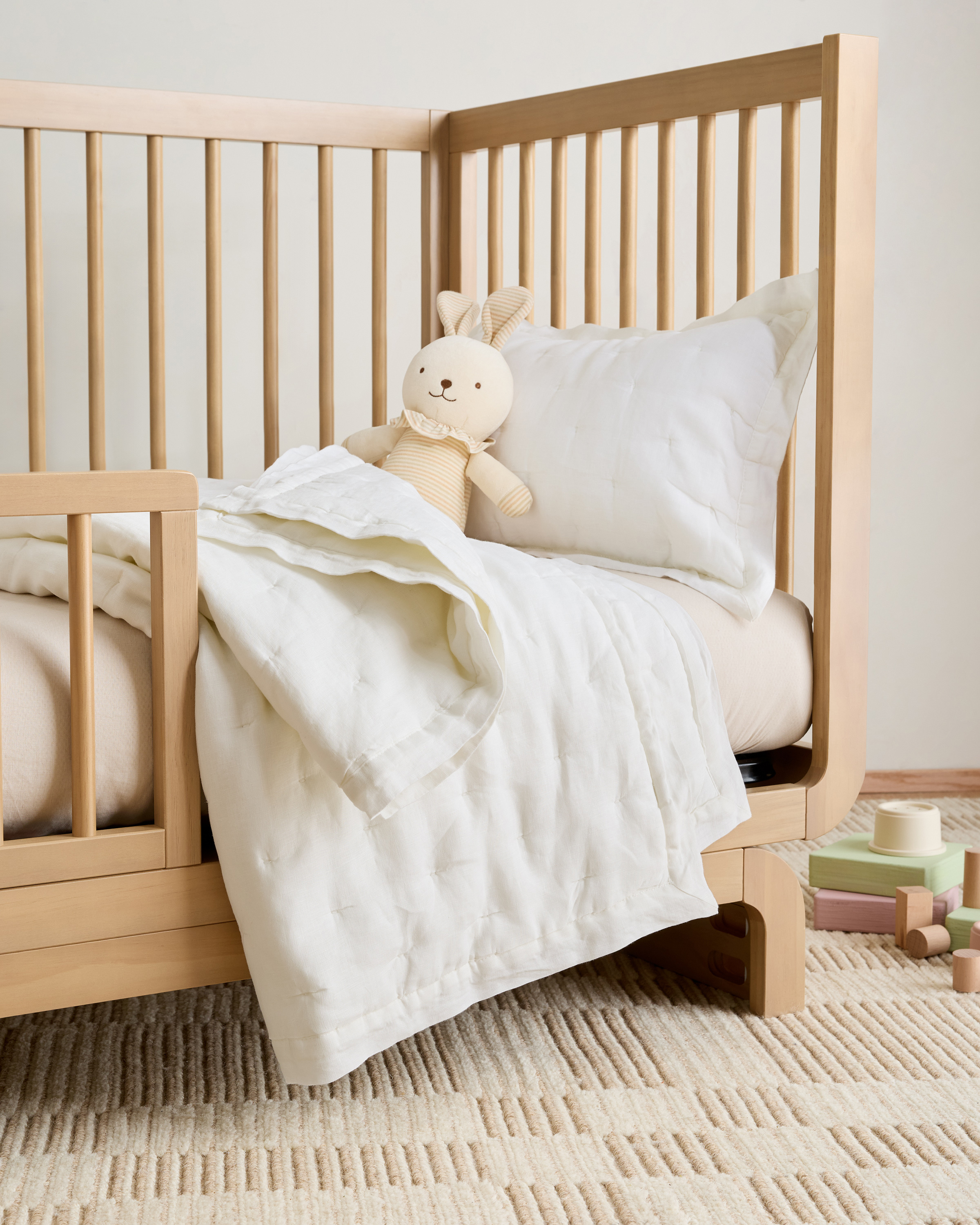 European Linen Toddler Dream Quilt — Image 3