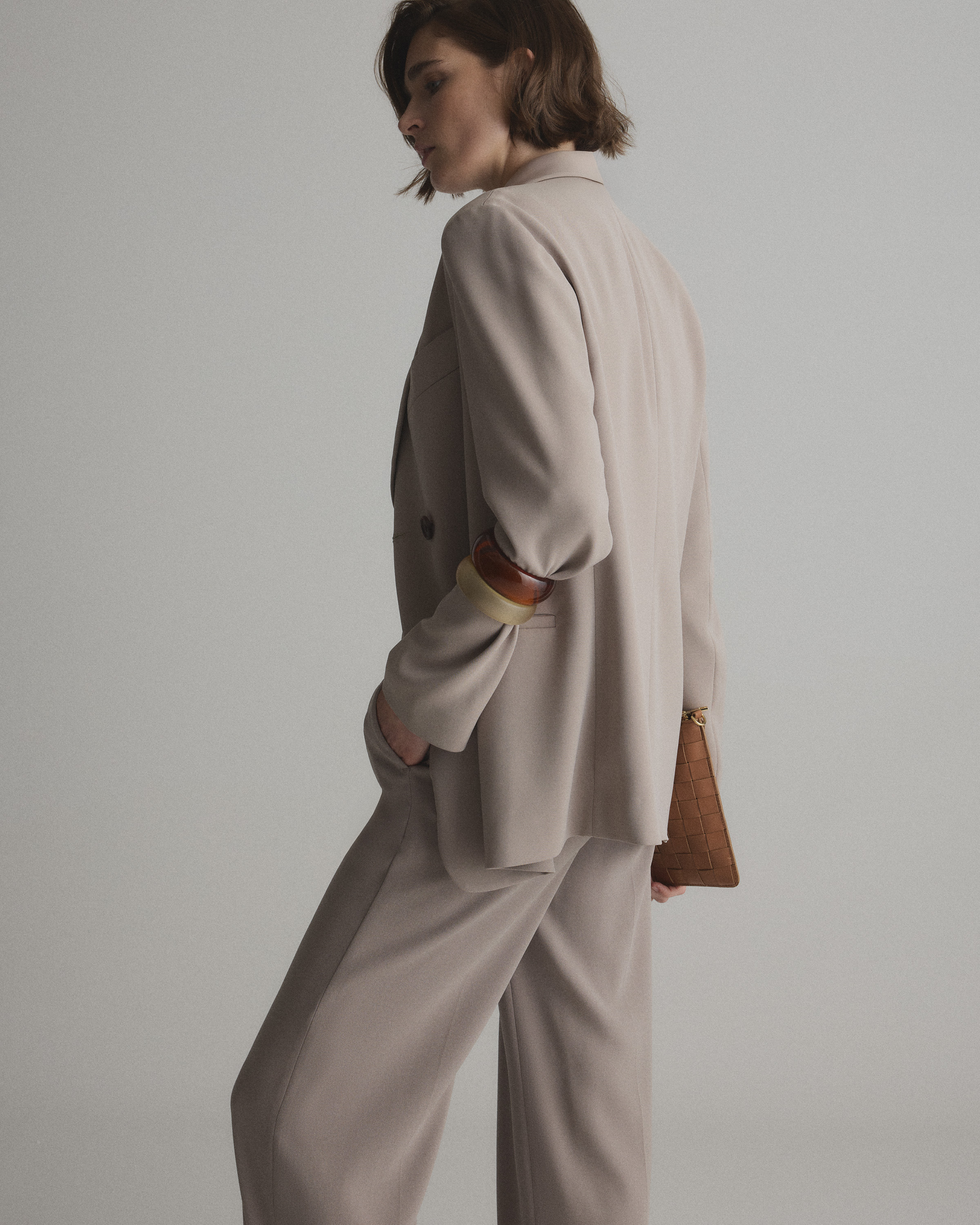 Stretch Crepe Relaxed Double-Breasted Blazer — Image 9