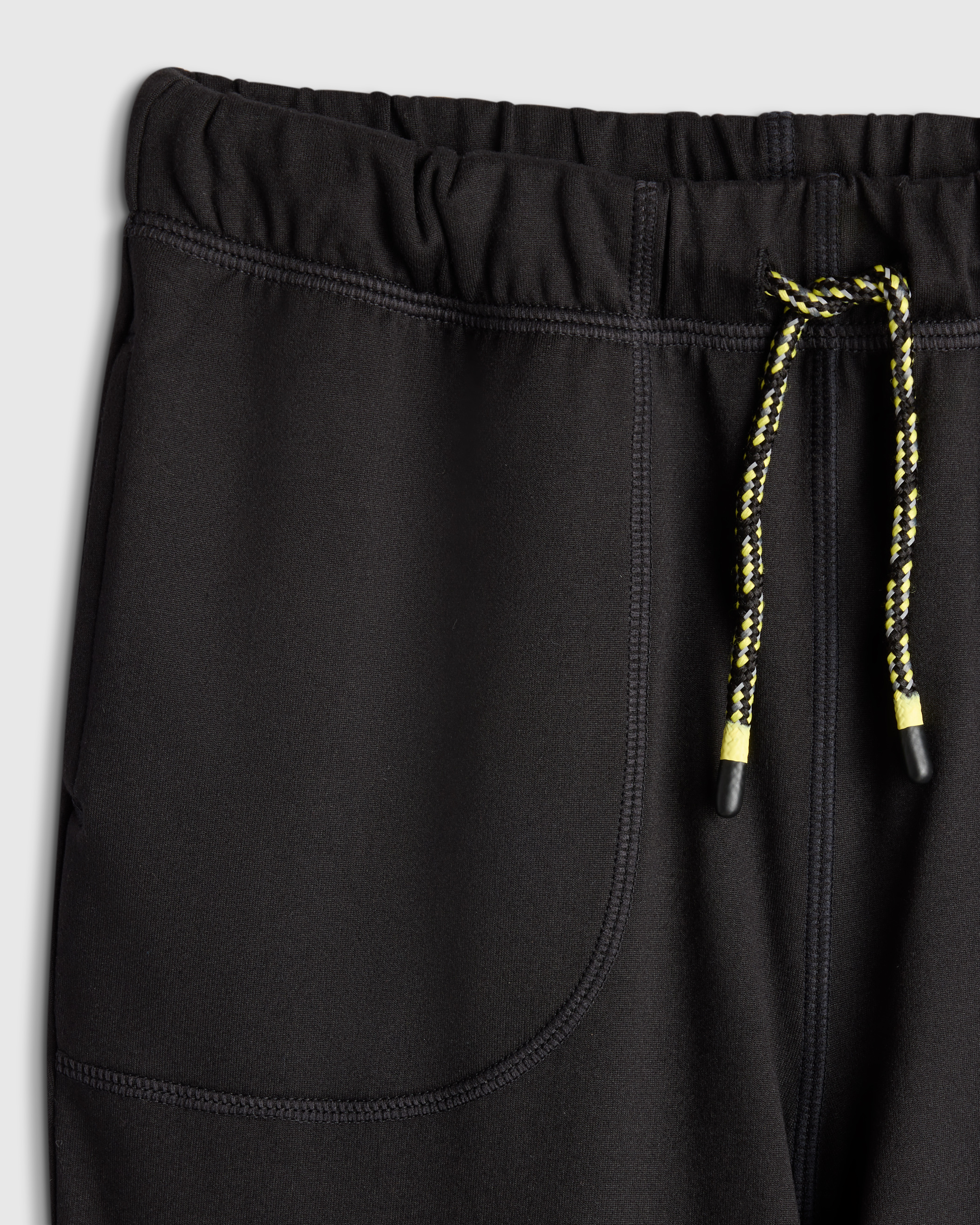 Flowknit Performance Joggers — Image 4
