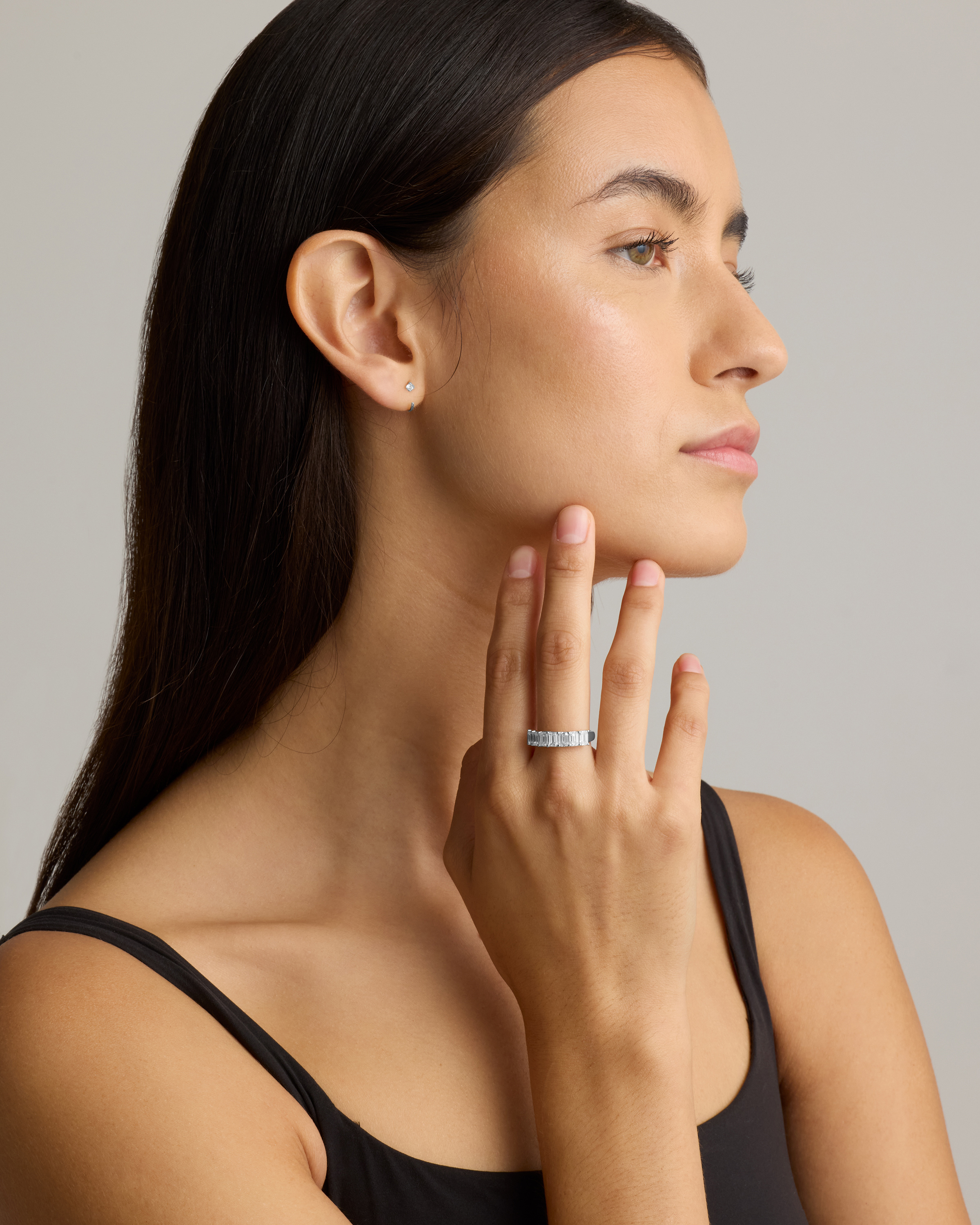 Lab Grown Diamond Emerald Seven Stone Band — Image 5