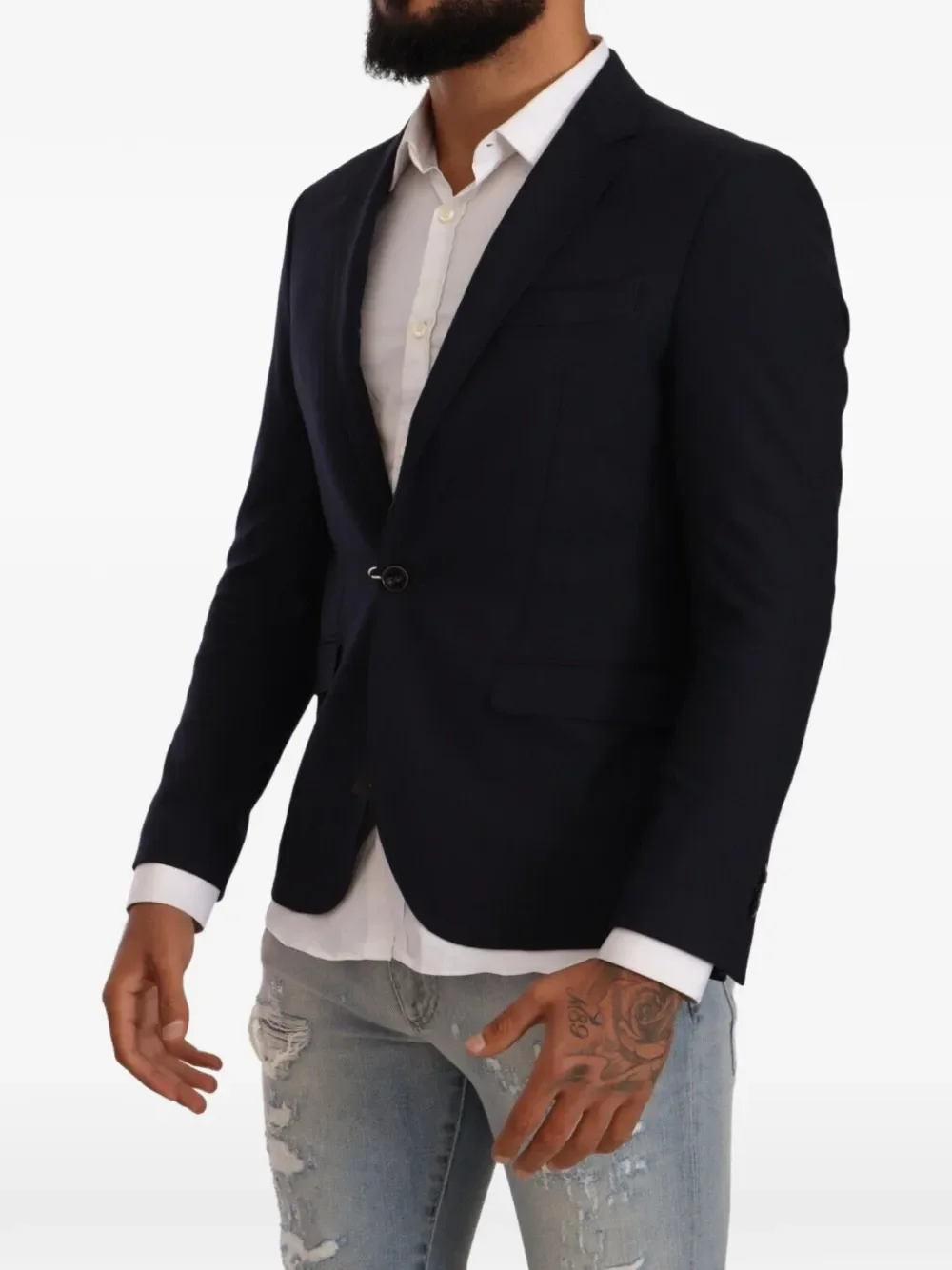 single-breasted notch-lapel blazer