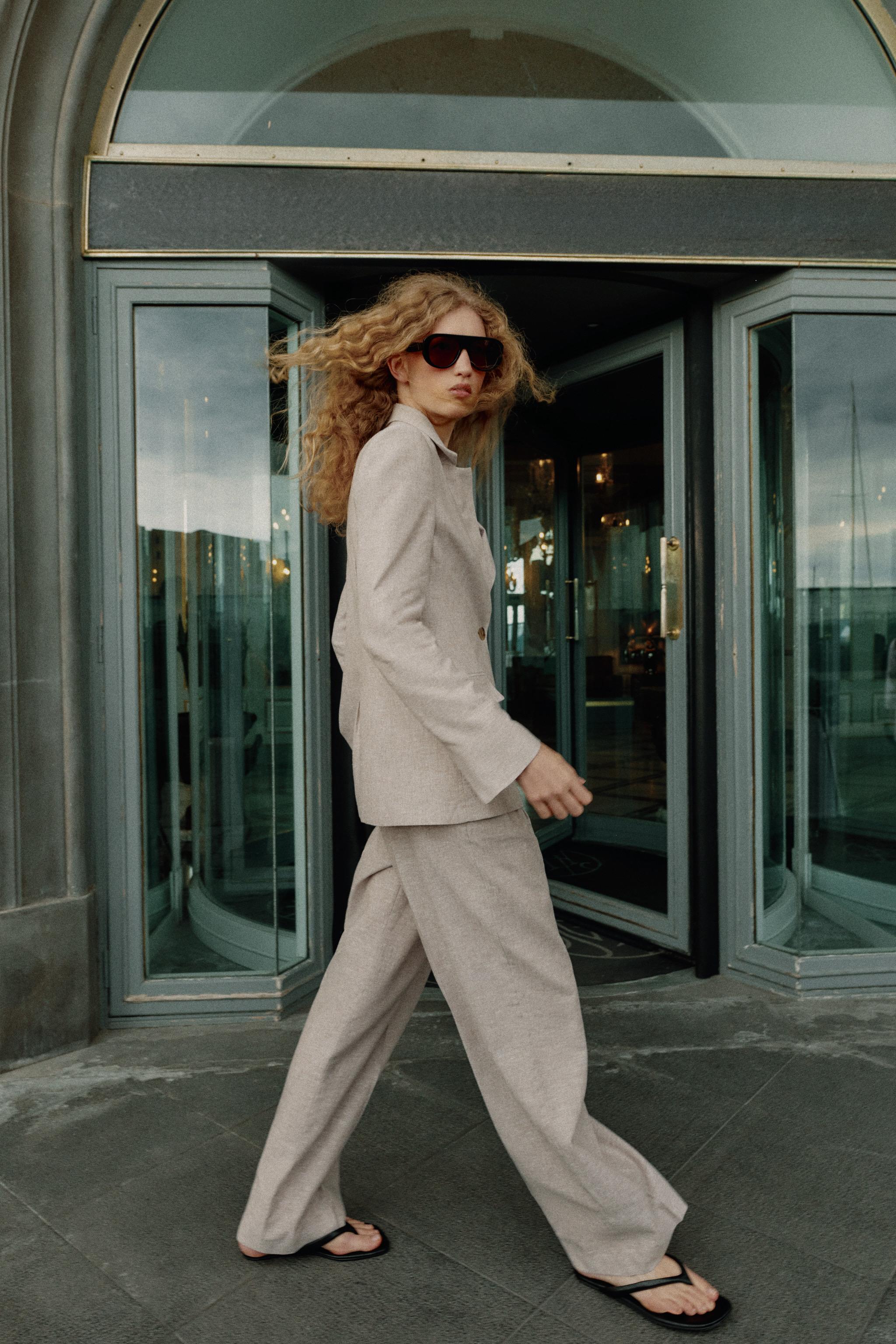 LINEN STRAIGHT FIT PLEATED PANTS, image 6 of 9