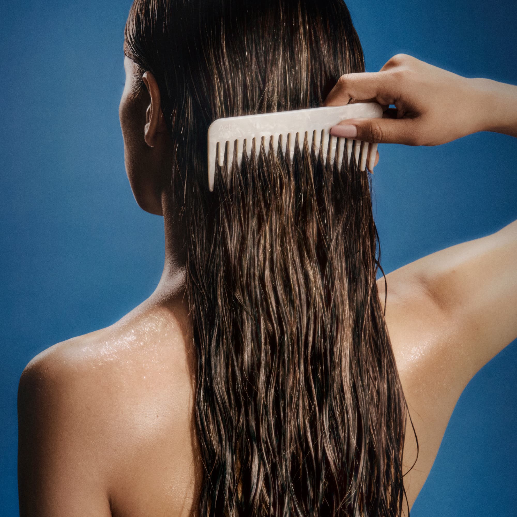 Daily Hydro™ Hydrating Conditioner, image 3 of 11
