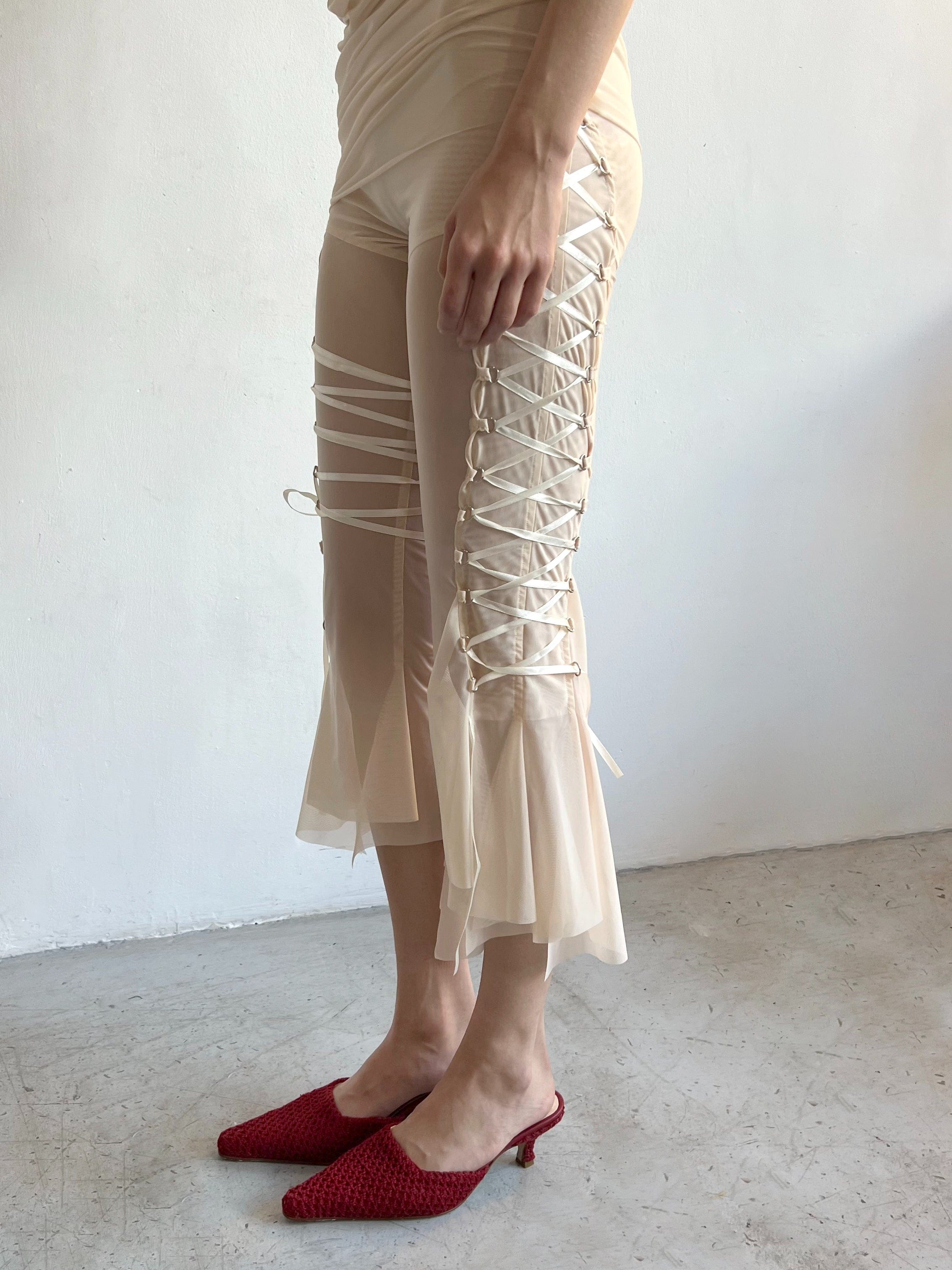 Mesh capri with lacing on the sides