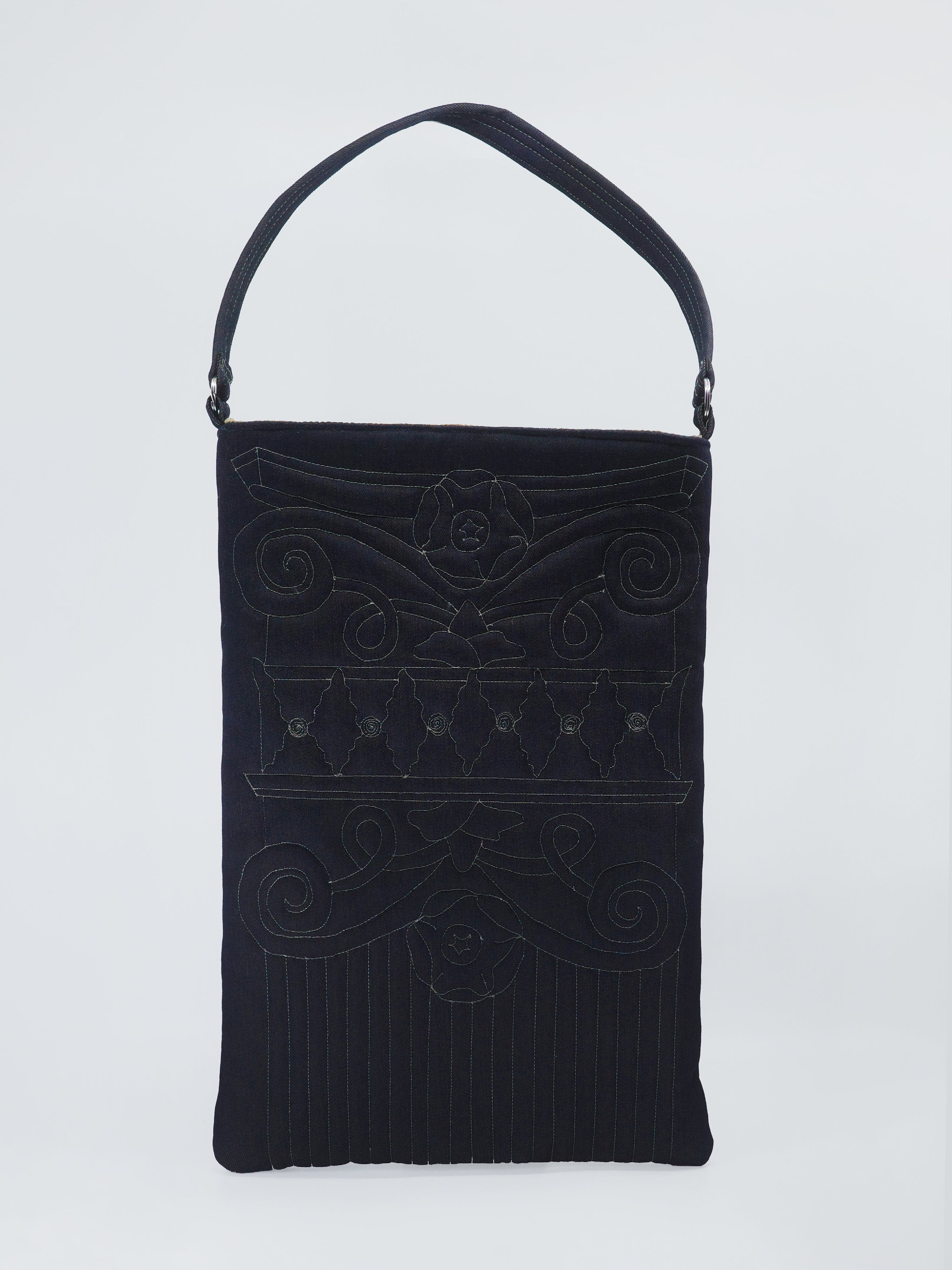 QUILTED COLUMN TOTE LARGE