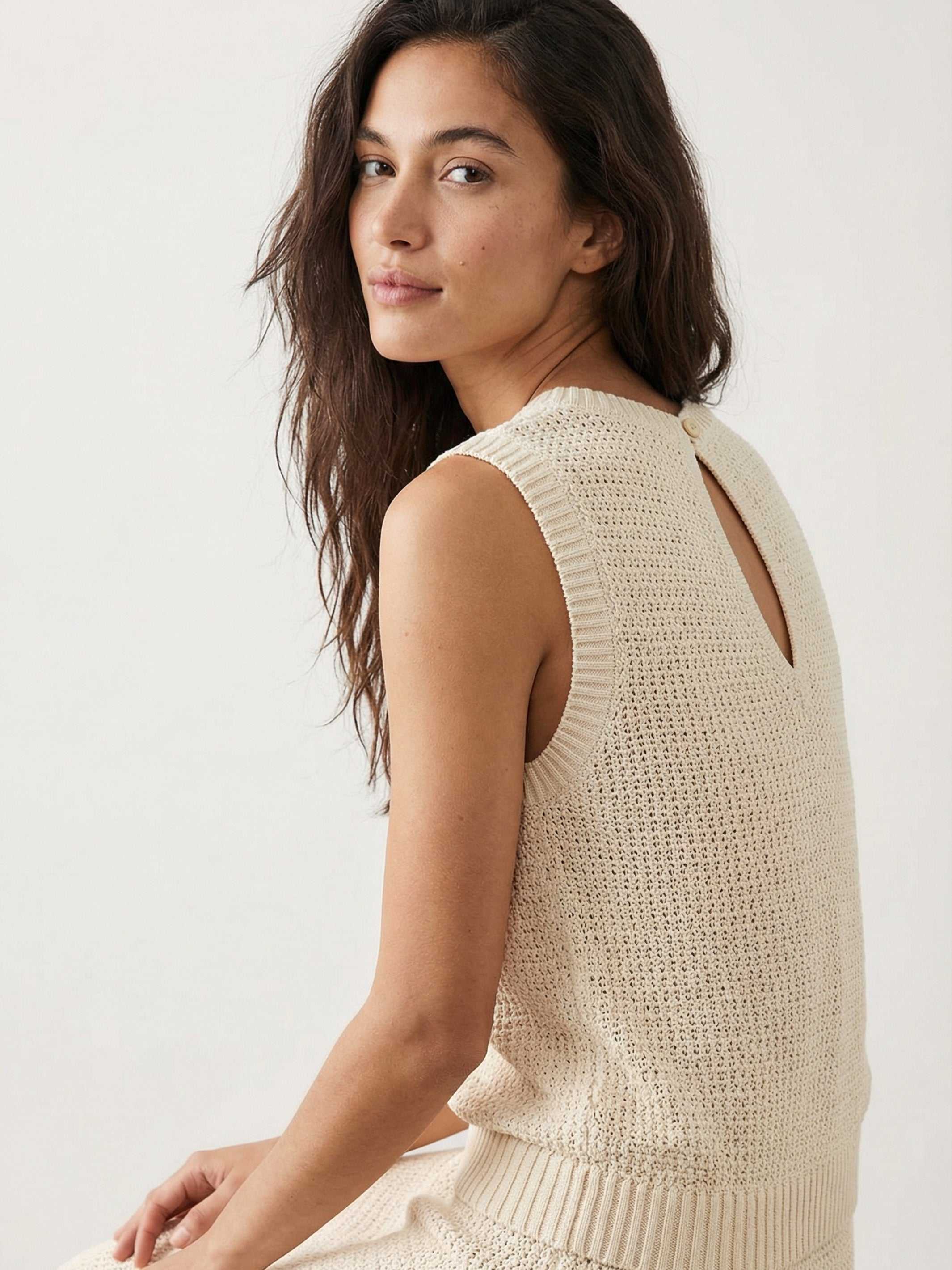 Kimmy Keyhole Sweater Tank