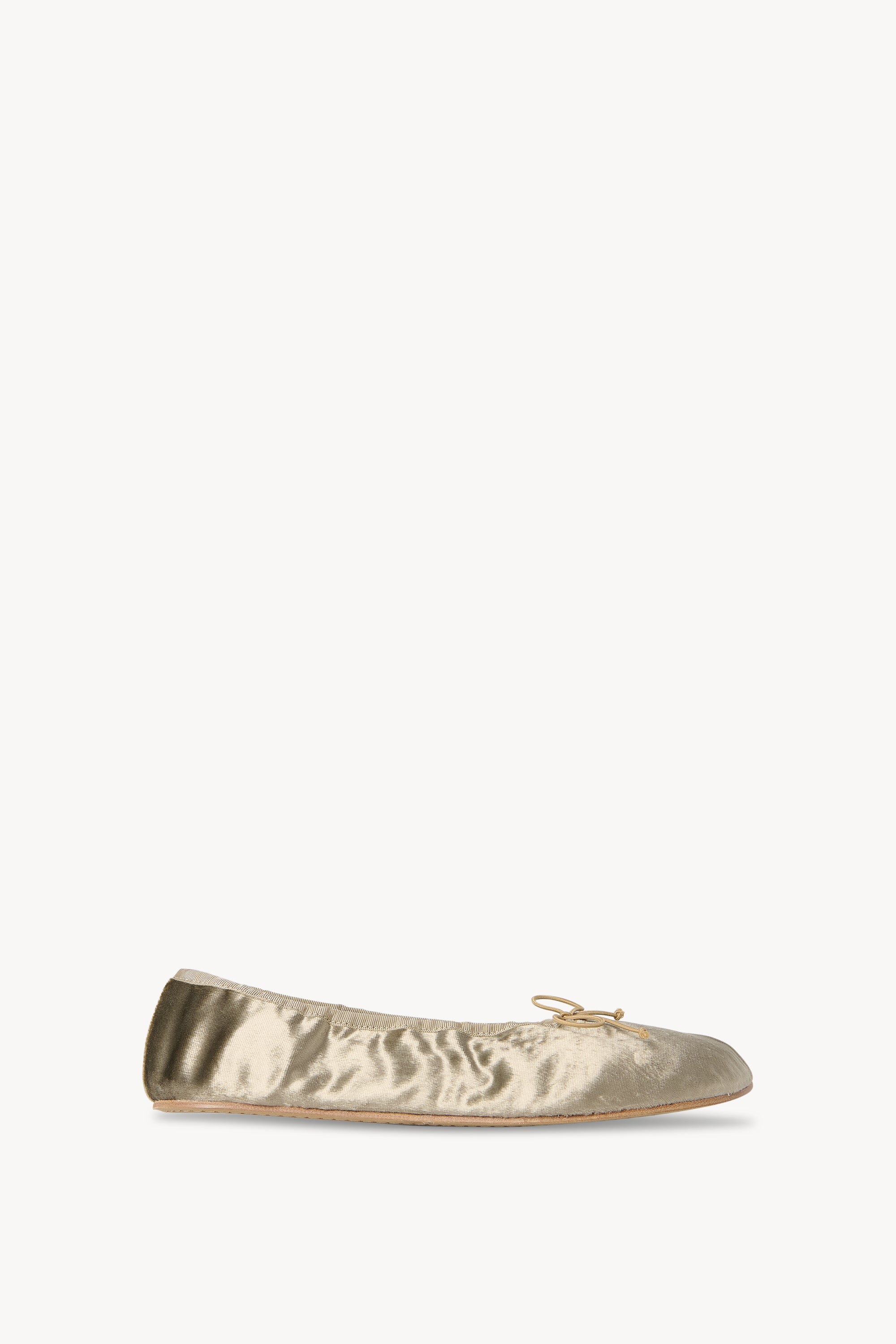 Round Ballet Flat
