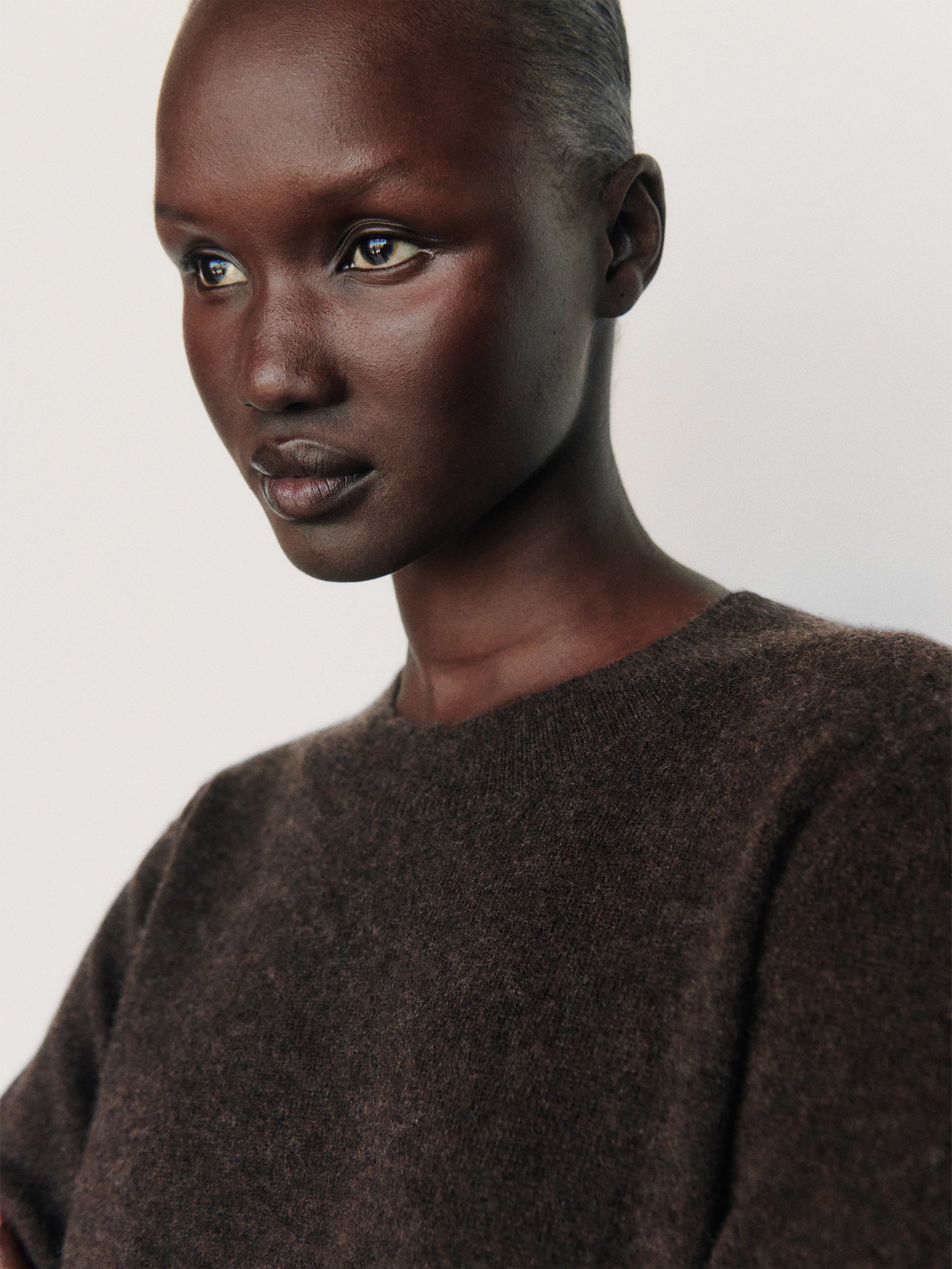 Nikki Cashmere Crew, image 5 of 7