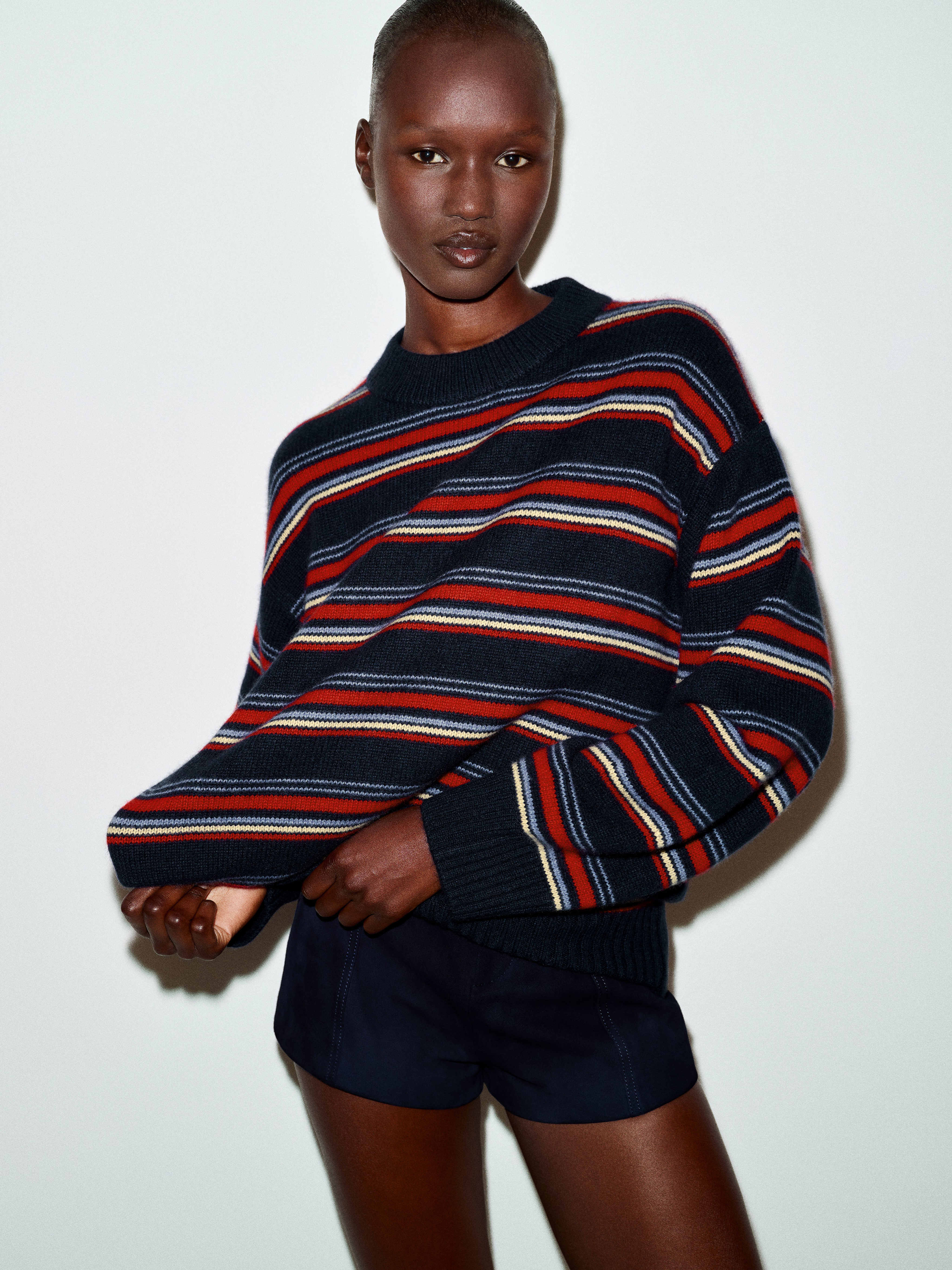 Cove Cashmere Oversized Crew, image 4 of 8
