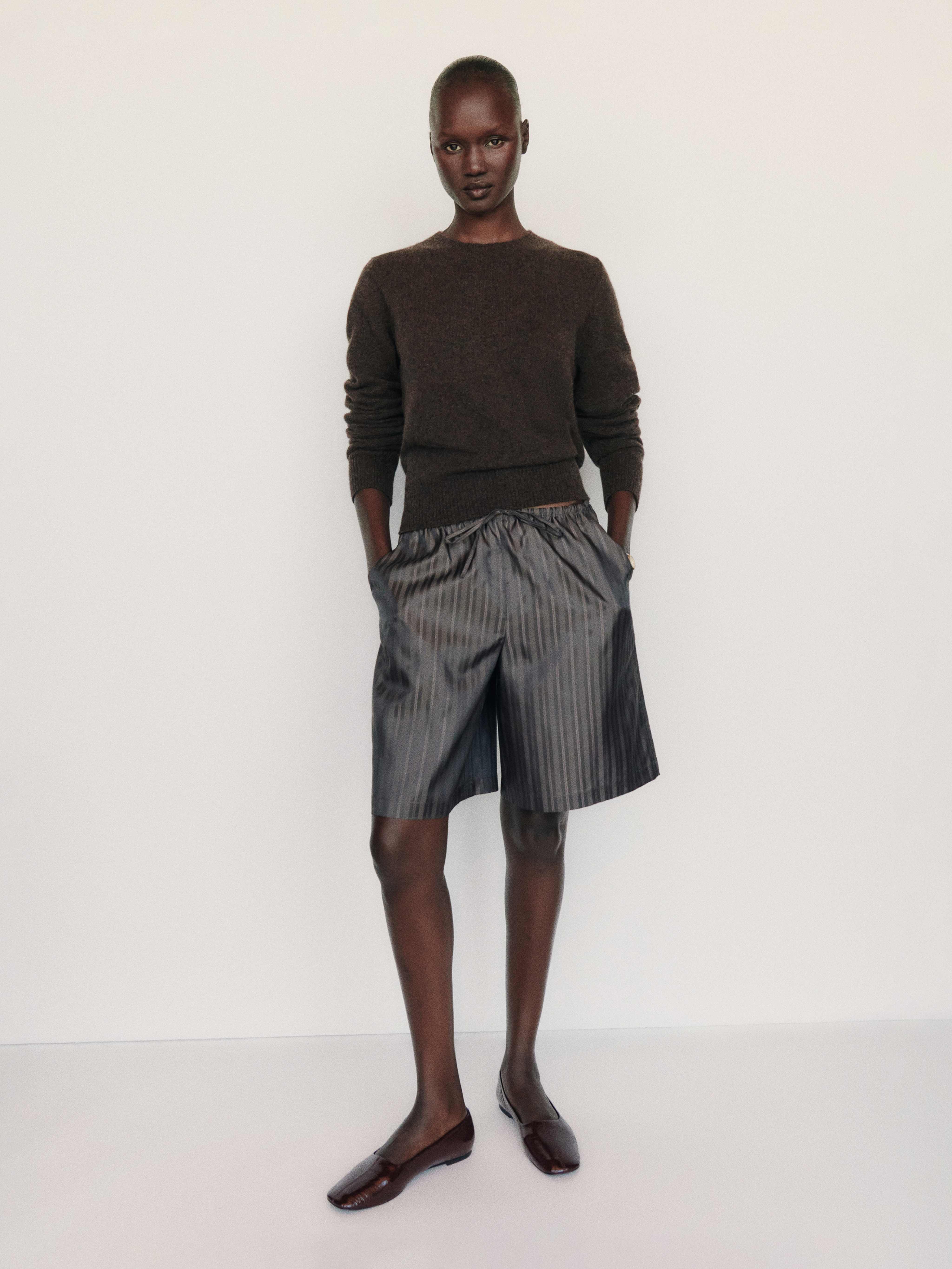 Nikki Cashmere Crew, image 2 of 7